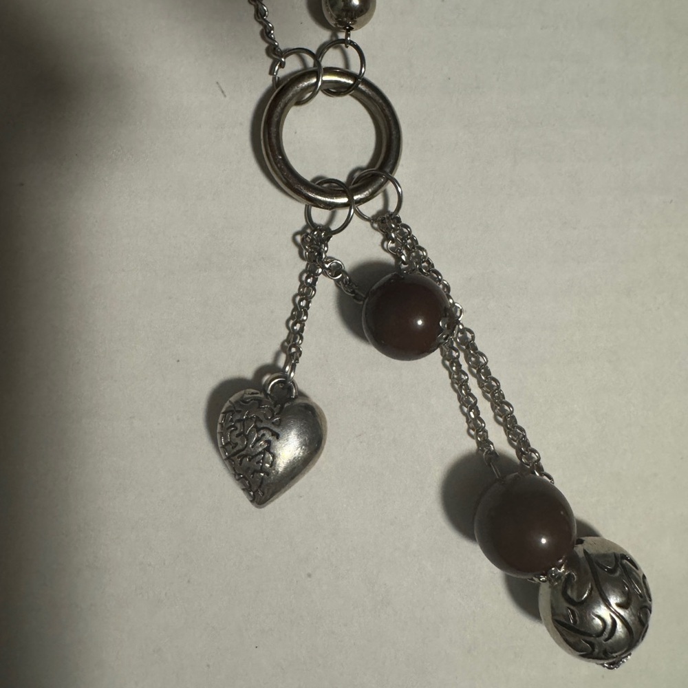 Elegant Silver and Brown Pendant Necklace